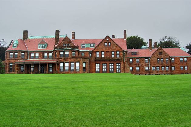 Vineland Mansion of Salve Regina College from Cliff Walk trail in Newport. Rhode Island